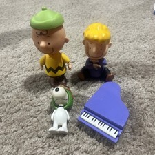 Peanuts figurines snoopy for sale  New Tripoli