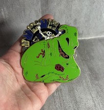 Pin On Pin Oogie Boogie Fantasia Grande Pesadelo Antes do Natal Roda LE 65 comprar usado  Enviando para Brazil