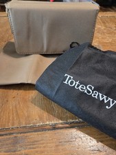 Novo trocador de fraldas/transversal TOTE SAVVY. Bege comprar usado Novo trocador de fraldas/transversal TOTE SAVVY. Bege comprar usado  Enviando para Brazil