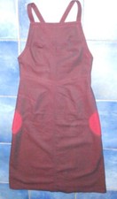 Robe violet rouge d'occasion  Croix