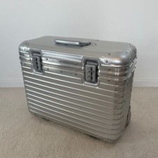 pilot trolley case d'occasion pilot trolley case d'occasion Expédié en Belgium