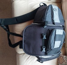 Lowepro 202 slingshot for sale  WATERLOOVILLE