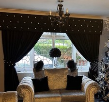 Box pelmet curtains for sale Box pelmet curtains for sale  WIDNES