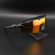 New oakley men d'occasion  Expédié en Belgium