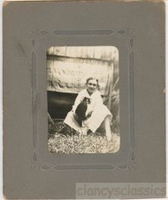 1920 Art Deco tapete menina com seu animal de estimação galinha ou galo exótico comprar usado  Enviando para Brazil