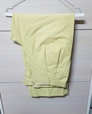 Pantalone cotone giallo usato  Guidonia Montecelio
