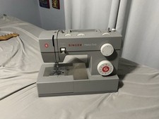 Máquina de coser Singer 4411 de alta resistencia (leer descripción) segunda mano  Embacar hacia Mexico