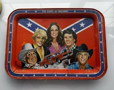 Bandeja de jantar vintage The Dukes of Hazzard TV dobrável de metal General Lee TV 1981 comprar usado  Enviando para Brazil
