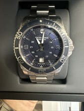 VICTORINOX SWISS ARMY Maverick relógio de mergulho masculino 39mm data/hora 100m FEITO NA SUÍÇA comprar usado  Enviando para Brazil