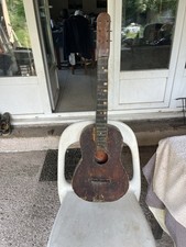 Ancienne guitare restaurer d'occasion  Morosaglia