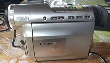 Panasonic NV-DS990EG Mini DV Aparat Kamera cyfrowa PAL na sprzedaż Panasonic NV-DS990EG Mini DV Aparat Kamera cyfrowa PAL na sprzedaż  Wysyłka do Poland