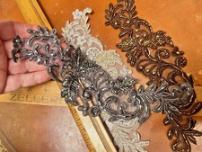 Appliques embroidered 2.5x9.25 d'occasion  Expédié en Belgium