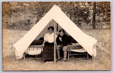 Cartão postal Mountain Springs rifles acampamento lindo casal tenda fumar RPPC O55 #38 comprar usado  Enviando para Brazil