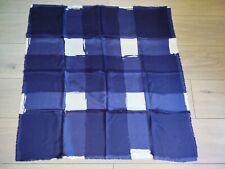 Foulard balenciaga modèle d'occasion  Rochefort