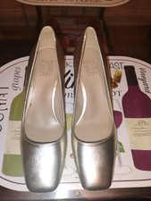 Naturalizer karina champagne for sale  New Rochelle