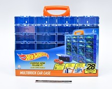 Hot wheels valigia usato  Spedire a Italy