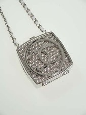 Chanel halskette anhänger gebraucht kaufen  Grünwald