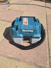 Makita dvc750l 18v for sale  HARROW