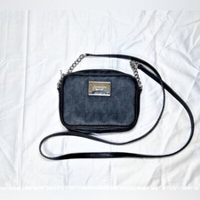 Usado, Bolsa tiracolo Michael Kors pequena preta assinatura MK jato conjunto corrente câmera comprar usado  Enviando para Brazil