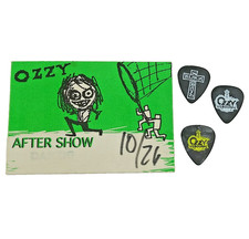 Autêntico OZZY OSBOURNE concerto backstage passe 3 novidade assinatura palheta de guitarra comprar usado  Enviando para Brazil