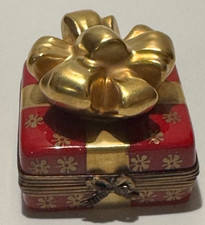 Vtg limoges hand for sale  North Stonington