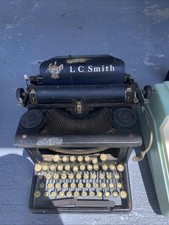 Smith typewriter d'occasion  Expédié en Belgium