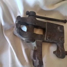 Antica morsa manuale usato  Pavia