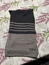 Sciarpa guess unisex usato  Cesena