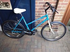 Women mountain bike for sale  SHEPPERTON