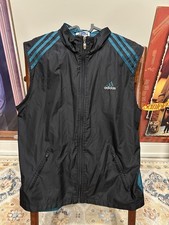 Colete Vintage Adidas Azul Preto Tamanho M dos Anos 2000/90 comprar usado Colete Vintage Adidas Azul Preto Tamanho M dos Anos 2000/90 comprar usado  Enviando para Brazil