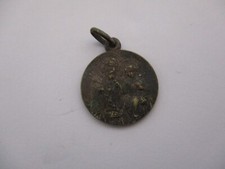 Ancienne medaille religieuse d'occasion  Prades
