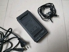 Chargeur caméscope panasonic d'occasion  Saint-Paterne-Racan