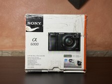 Sony alpha 6000 usato  Domusnovas