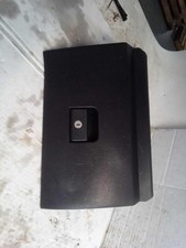 Caixa de luvas usada serve: 2015 Nissan 370z grau A comprar usado Caixa de luvas usada serve: 2015 Nissan 370z grau A comprar usado  Enviando para Brazil