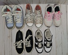 Lote de sapatos femininos tamanhos 13c-1y Nike Borough& Blazers, Adidas, Converse, Cat & Jack comprar usado  Enviando para Brazil