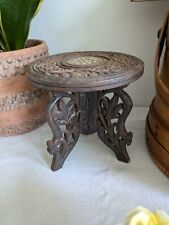 Usado, mesa dobrável indiana esculpida vintage pequena pacote plano redonda madeira escura boho comprar usado  Enviando para Brazil