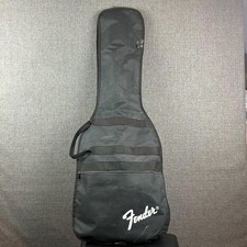Guitarra elétrica Squier by Fender Stratocaster SSH tremolo com bolsa Fender Gig comprar usado  Enviando para Brazil