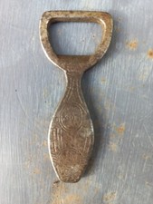 Rare ancien décapsuleur d'occasion  Le Val