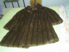Manteau véritable fourrure d'occasion  Canet-en-Roussillon