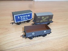 Collection airfix wagons for sale Collection airfix wagons for sale  HAYWARDS HEATH