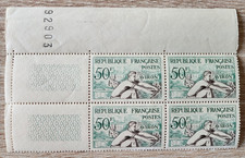 Planche bloc feuillet d'occasion Planche bloc feuillet d'occasion  Saint-Estève