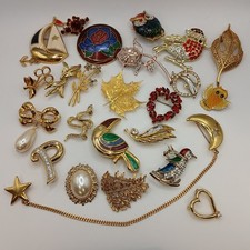 robin brooch for sale robin brooch for sale GRANTHAM