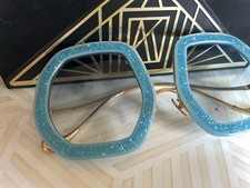 NWOT ANNA KARIN KARLSSON Beaming Star Blue Okulary przeciwsłoneczne 1 290,00 USD Limitowane na sprzedaż  Wysyłka do Poland