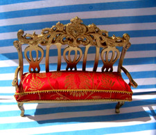 Dolls house sofa for sale  THORNTON-CLEVELEYS