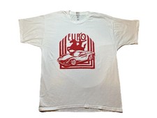 Vintage Ferrari Euro Logo Size XL White T-shirt 90s Racing Cars comprar usado Vintage Ferrari Euro Logo Size XL White T-shirt 90s Racing Cars comprar usado  Enviando para Brazil