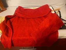 Pull rouge hetm d'occasion  Tulette
