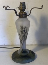 Pied lampe ancien d'occasion  Chameyrat