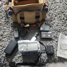 Canon v40 hi8 for sale  CONGLETON