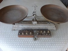 Ancienne balance roberval d'occasion  Cloyes-sur-le-Loir