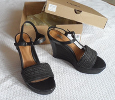 Chaussures ete ugg d'occasion  Bayeux